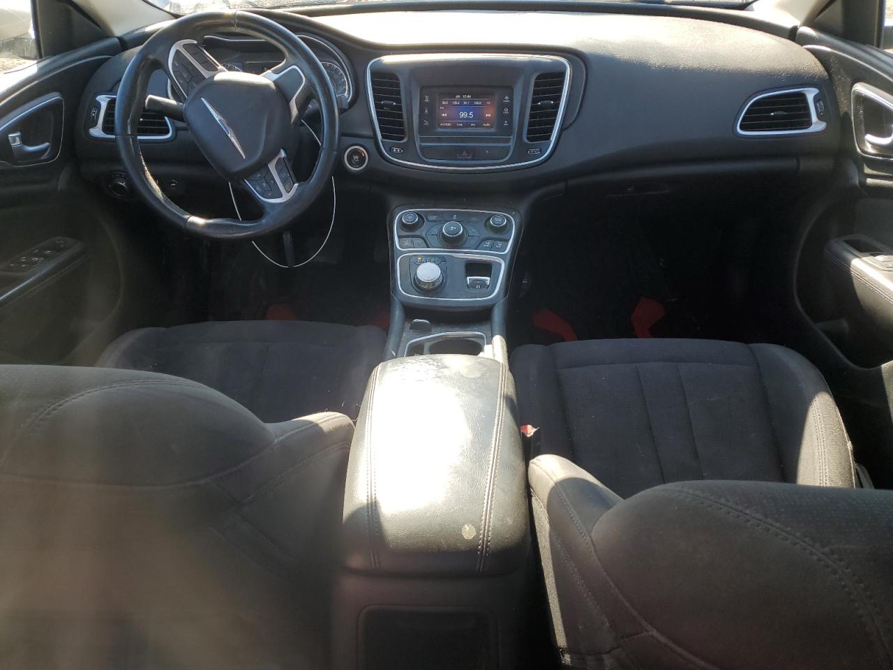 2015 Chrysler 200 - Image 8