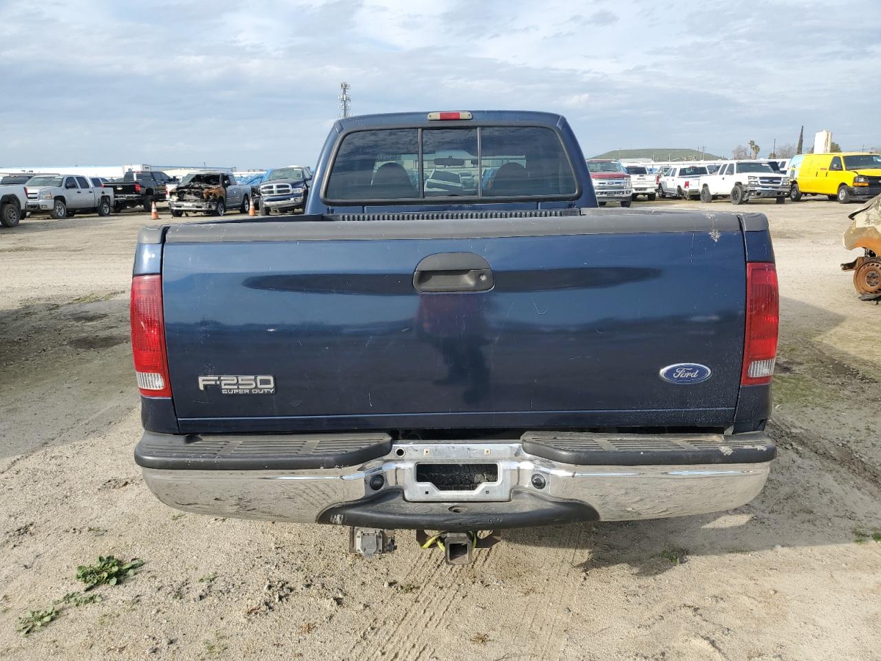 2001 Ford F250 - Image 6