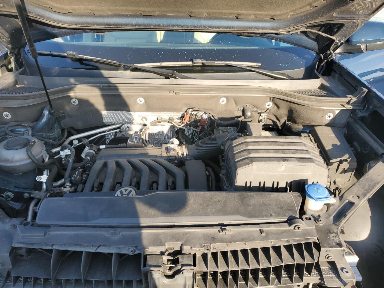 2018 Volkswagen Atlas - Image 12