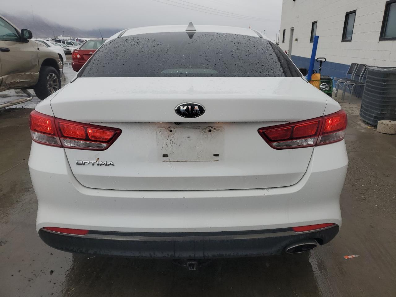 2016 Kia Optima - Image 6