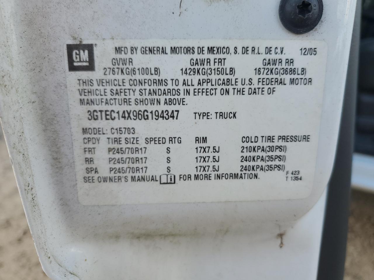 2006 GMC Sierra - Image 12