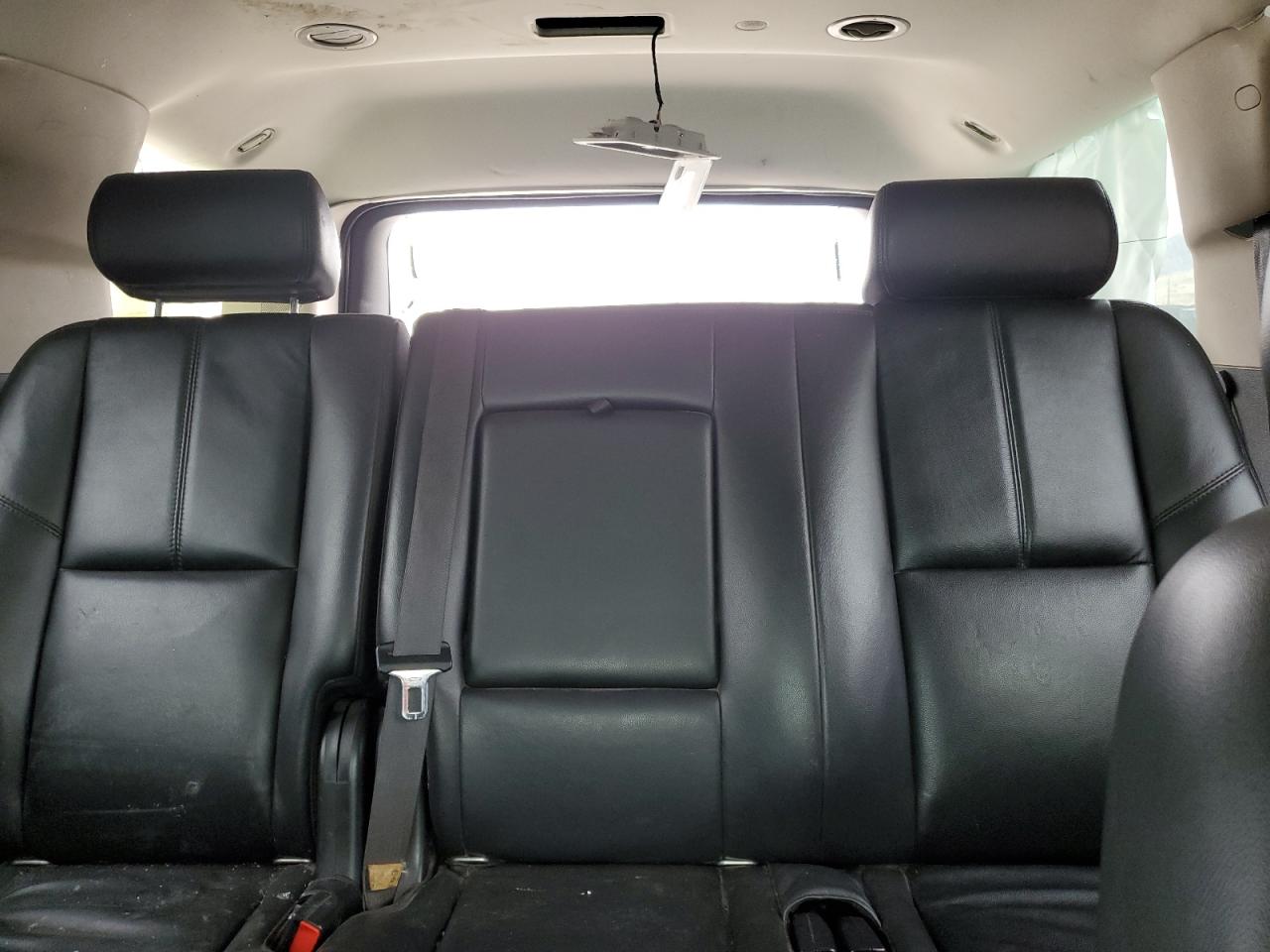 2010 Chevrolet Tahoe - Image 10