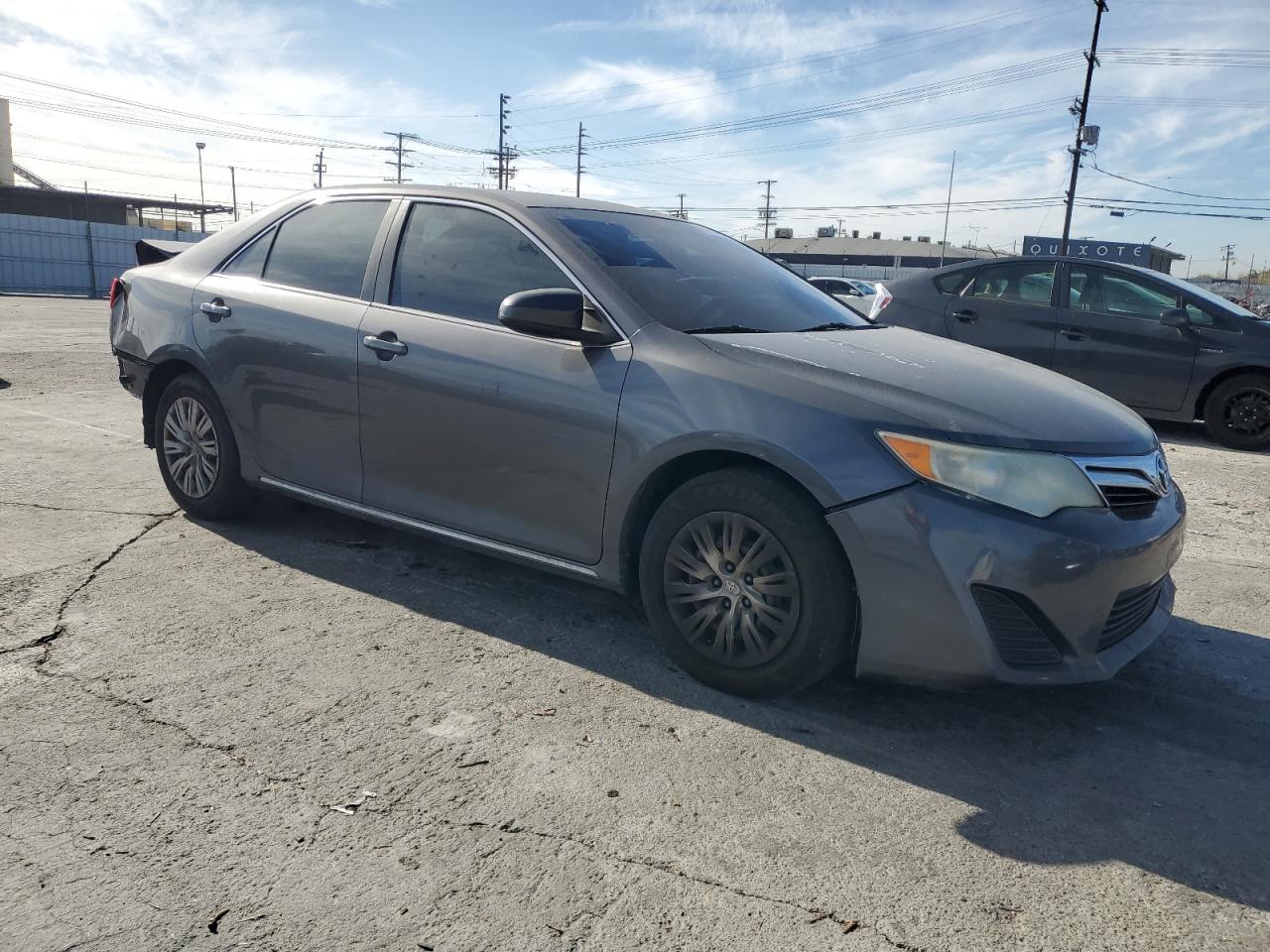 2013 Toyota Camry - Image 4