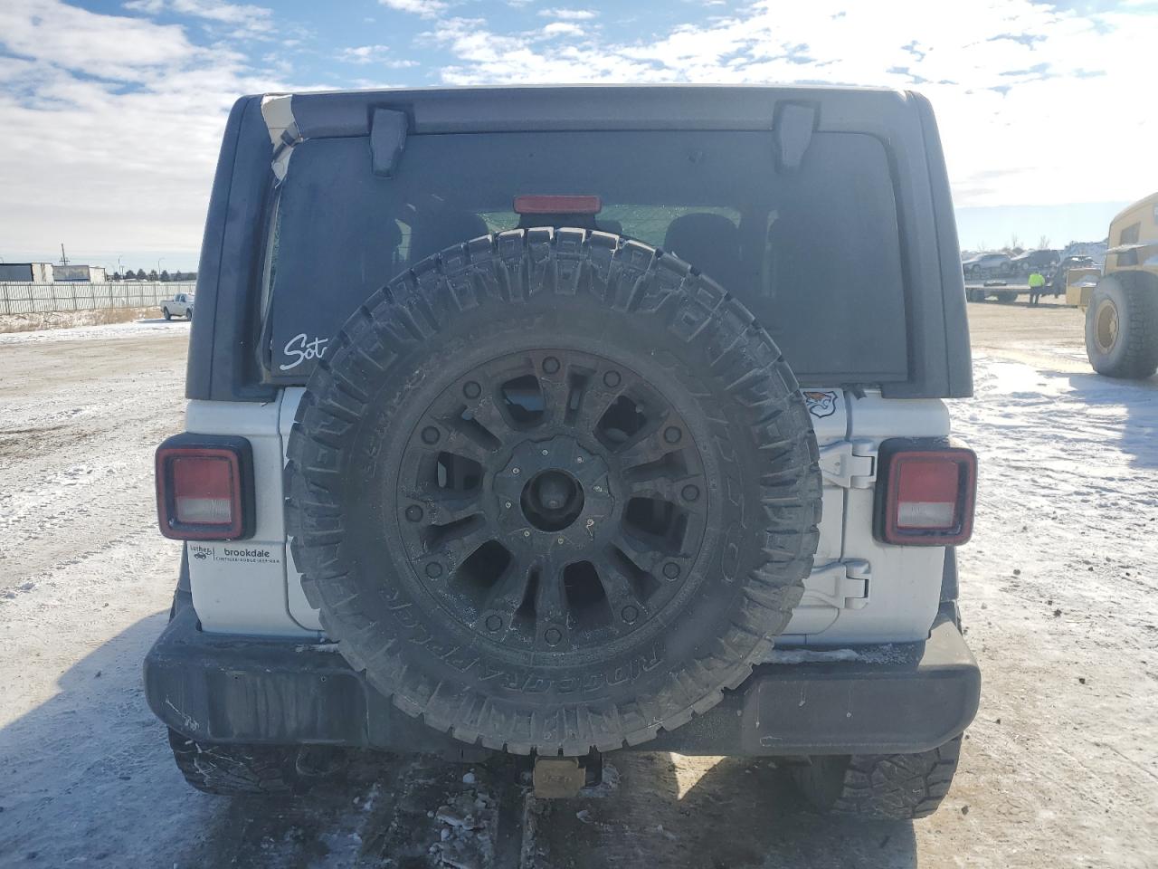 2020 Jeep Wrangler - Image 6
