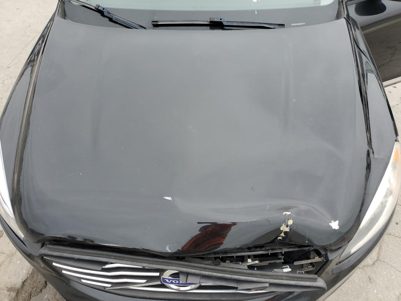 2016 Volvo XC60 - Image 12
