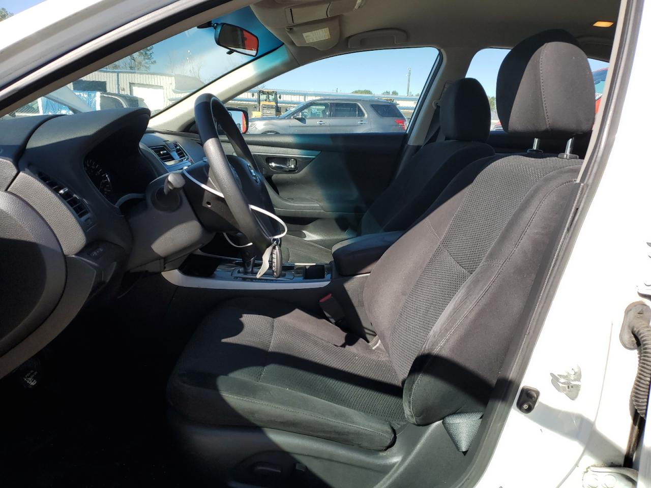 2014 Nissan Altima - Image 7