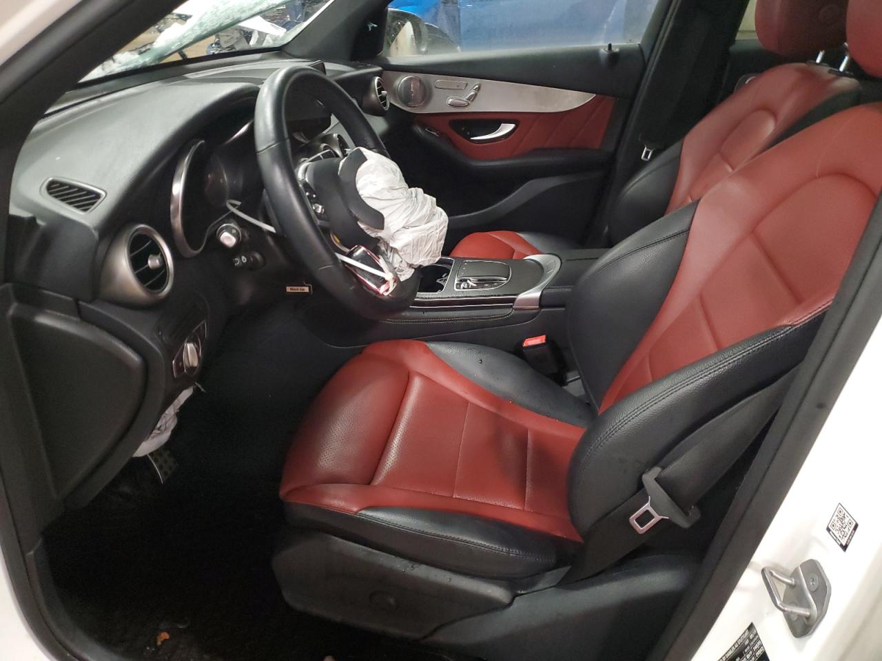 wdc0g8eb0lf726828 WDC0G8EB0LF726828 2020 Mercedes-Benz Glc 300 4Matic