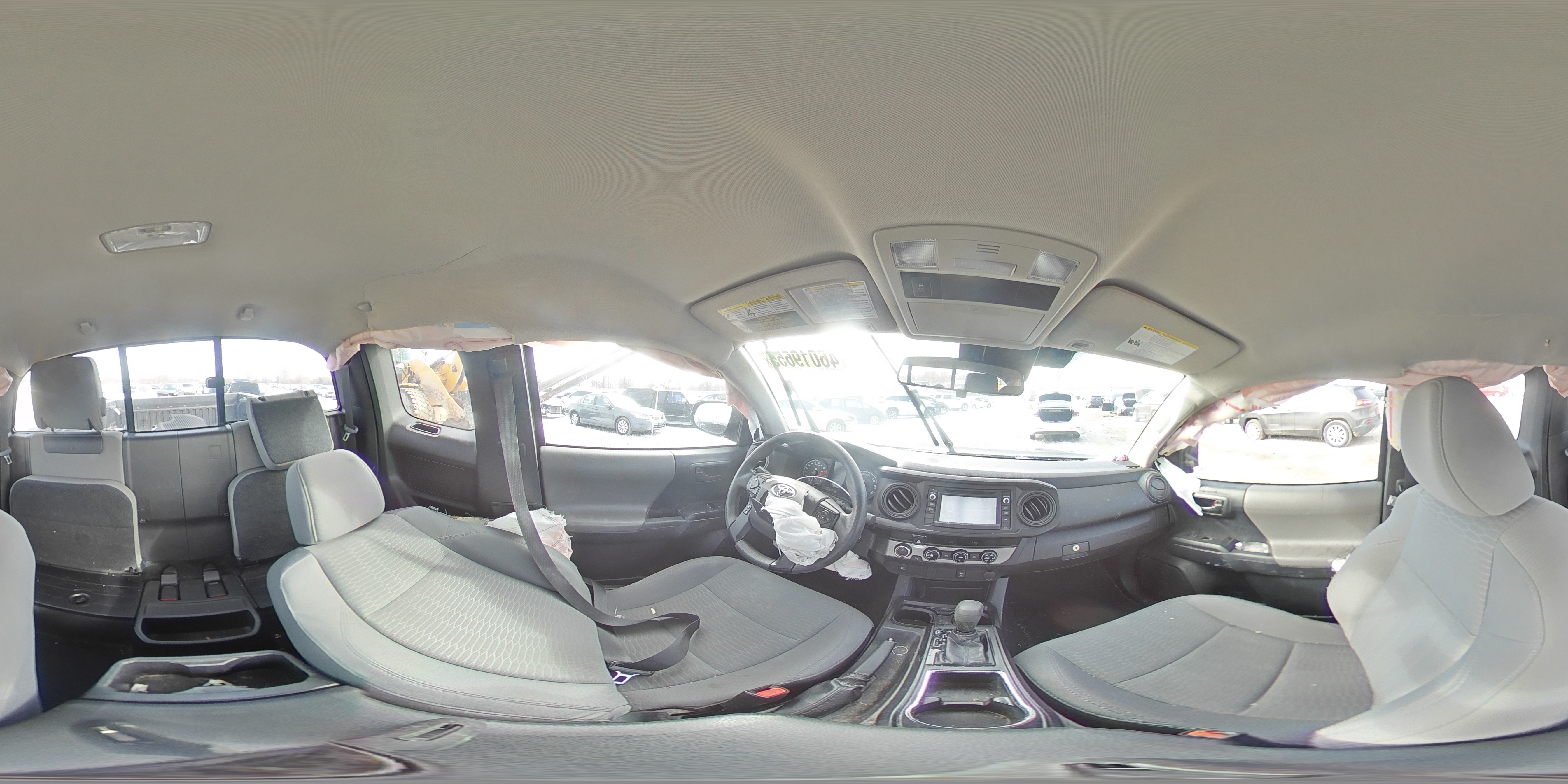 2018 Toyota Tacoma - Image 13