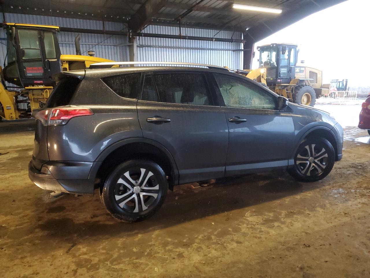 2016 Toyota RAV 4 - Image 3