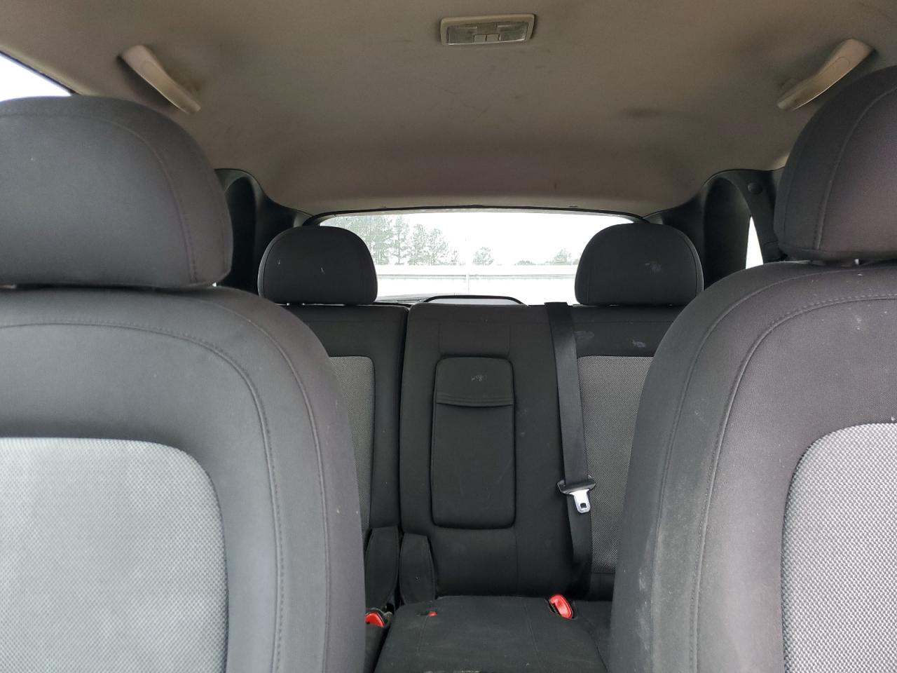 2014 Chevrolet Captiva - Image 10