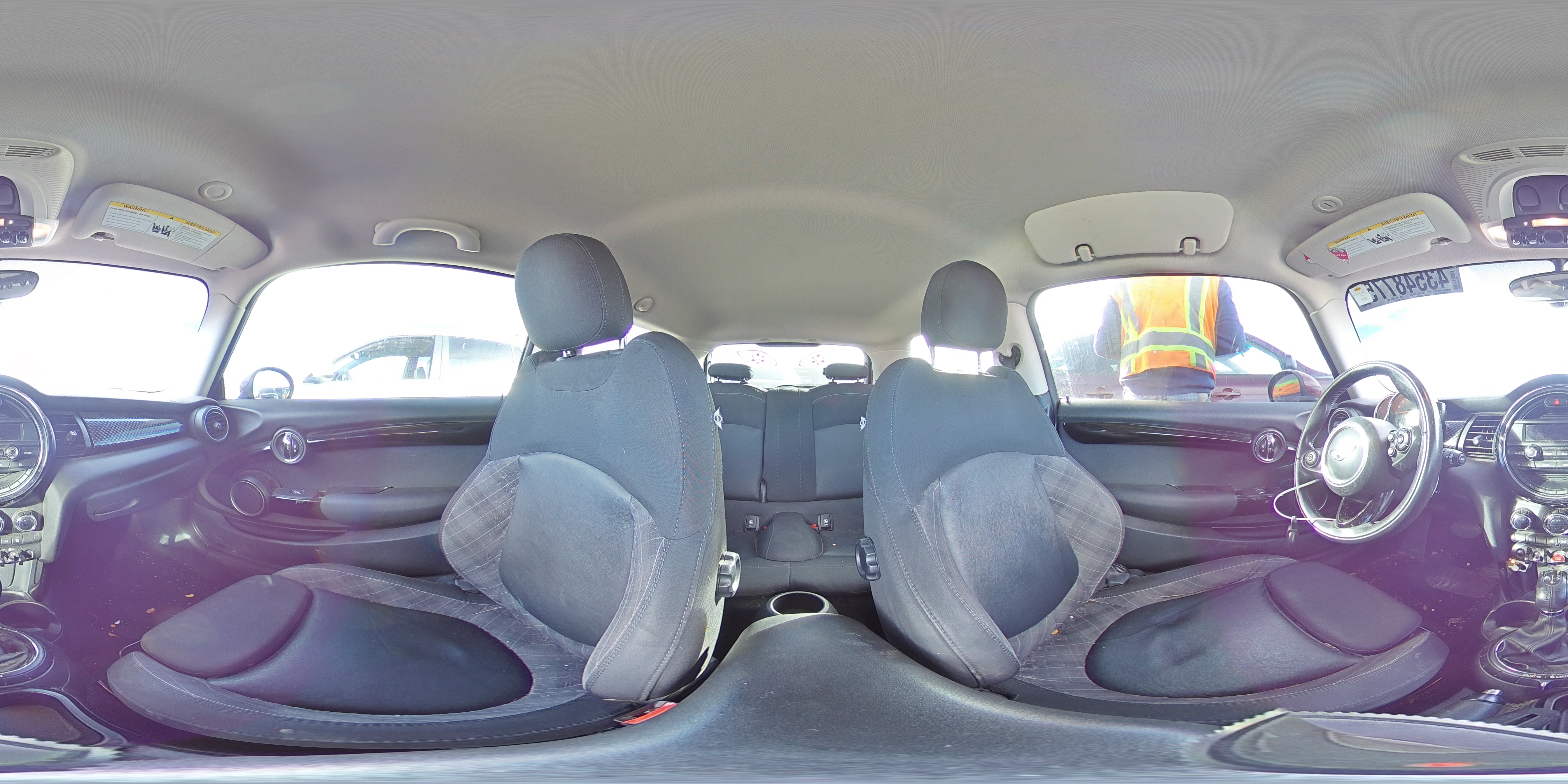 2015 MINI Cooper - Image 12