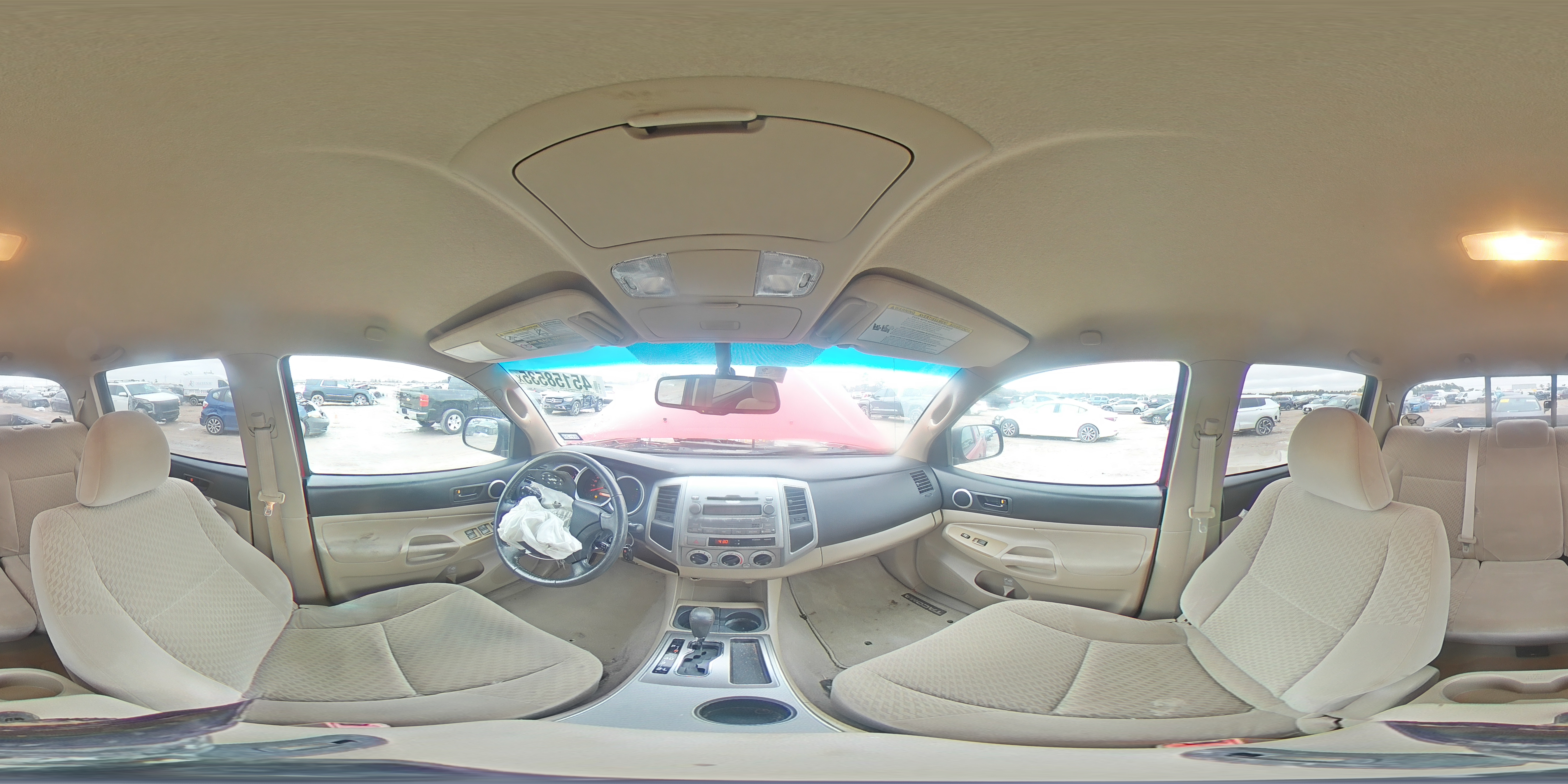 2010 Toyota Tacoma - Image 12