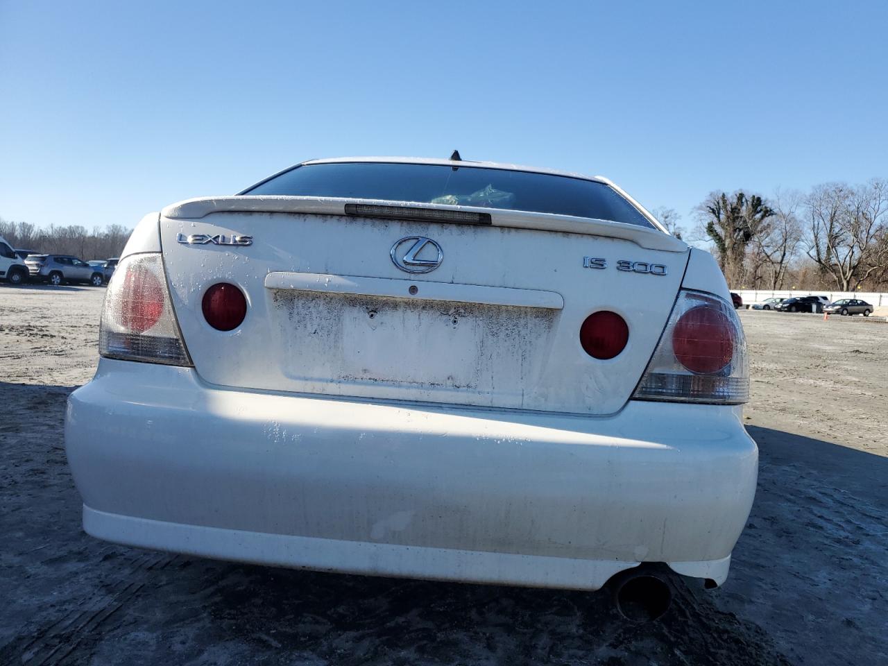 2002 Lexus IS - Image 6