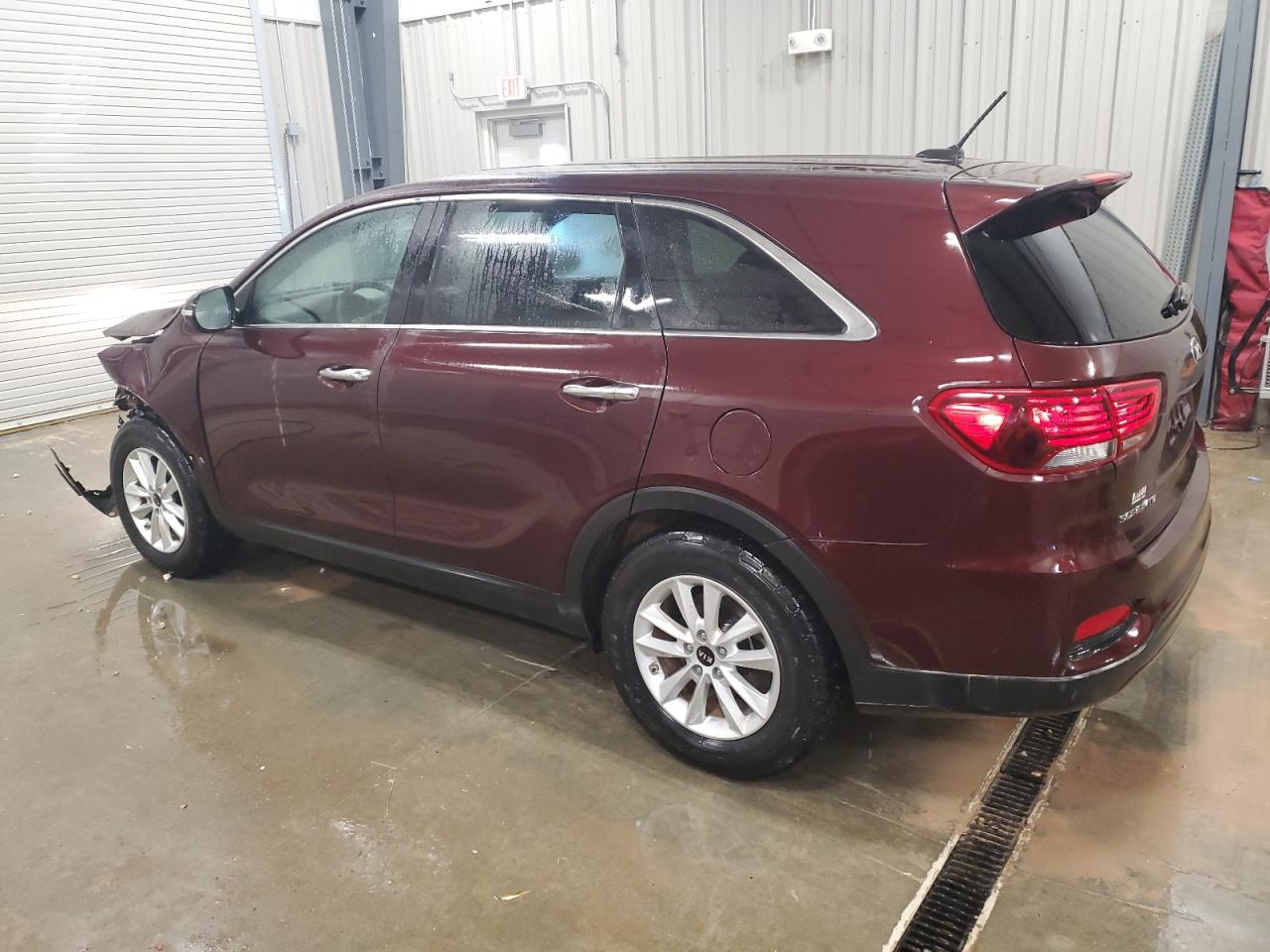 2019 Kia Sorento - Image 2