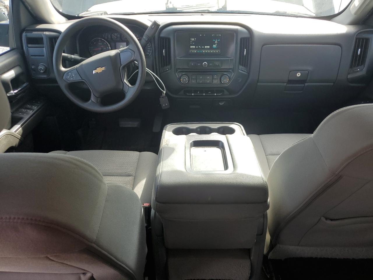 2016 Chevrolet Silverado - Image 8