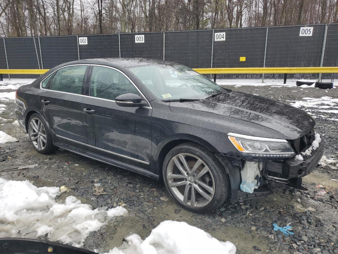 2016 Volkswagen Passat - Image 4