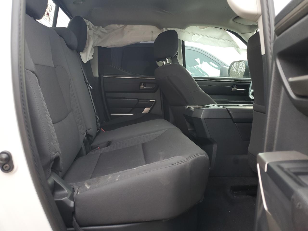 2023 Toyota Tundra - Image 10