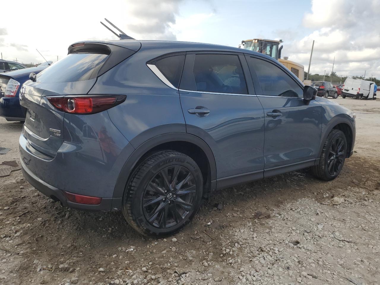 2021 Mazda CX-5 - Image 3