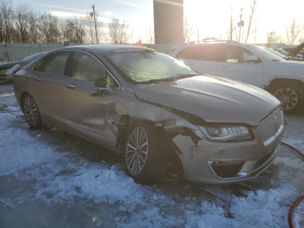 2019 Lincoln MKZ - Image 4