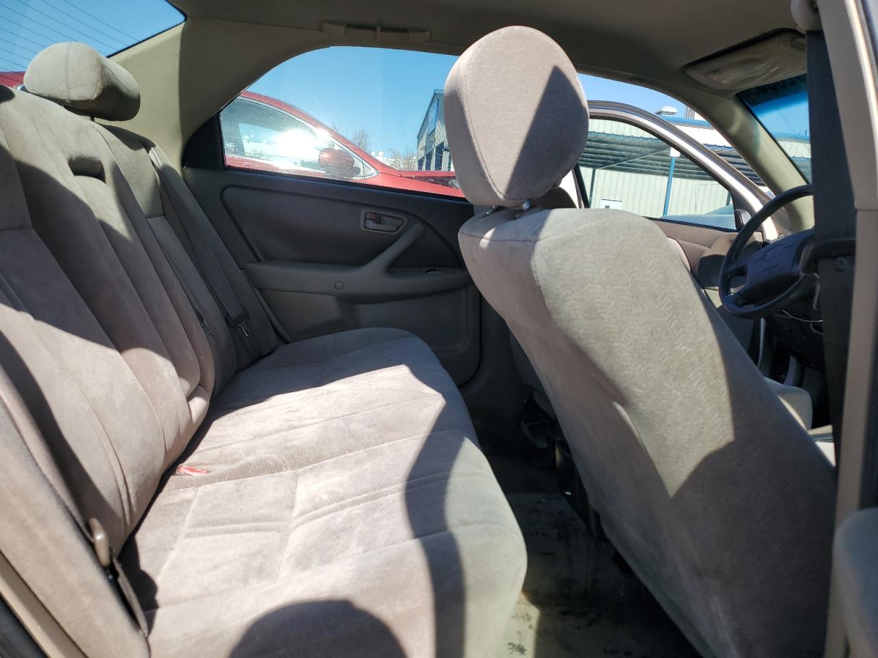 1999 Toyota Camry - Image 10