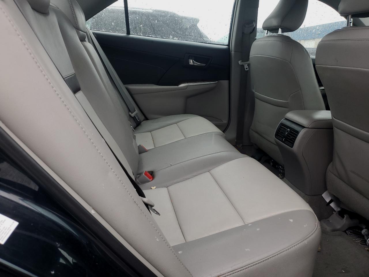 2014 Toyota Camry - Image 10