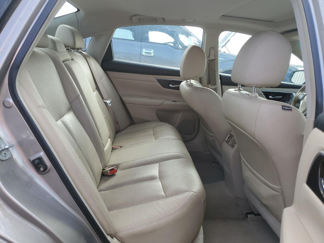 2013 Nissan Altima - Image 10