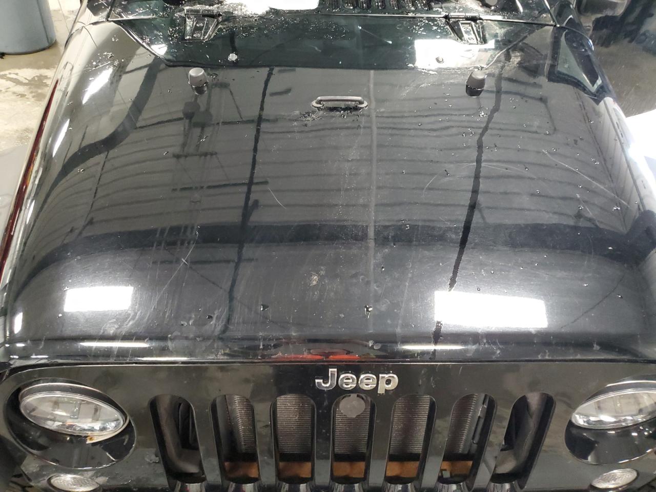 2014 Jeep Wrangler - Image 12