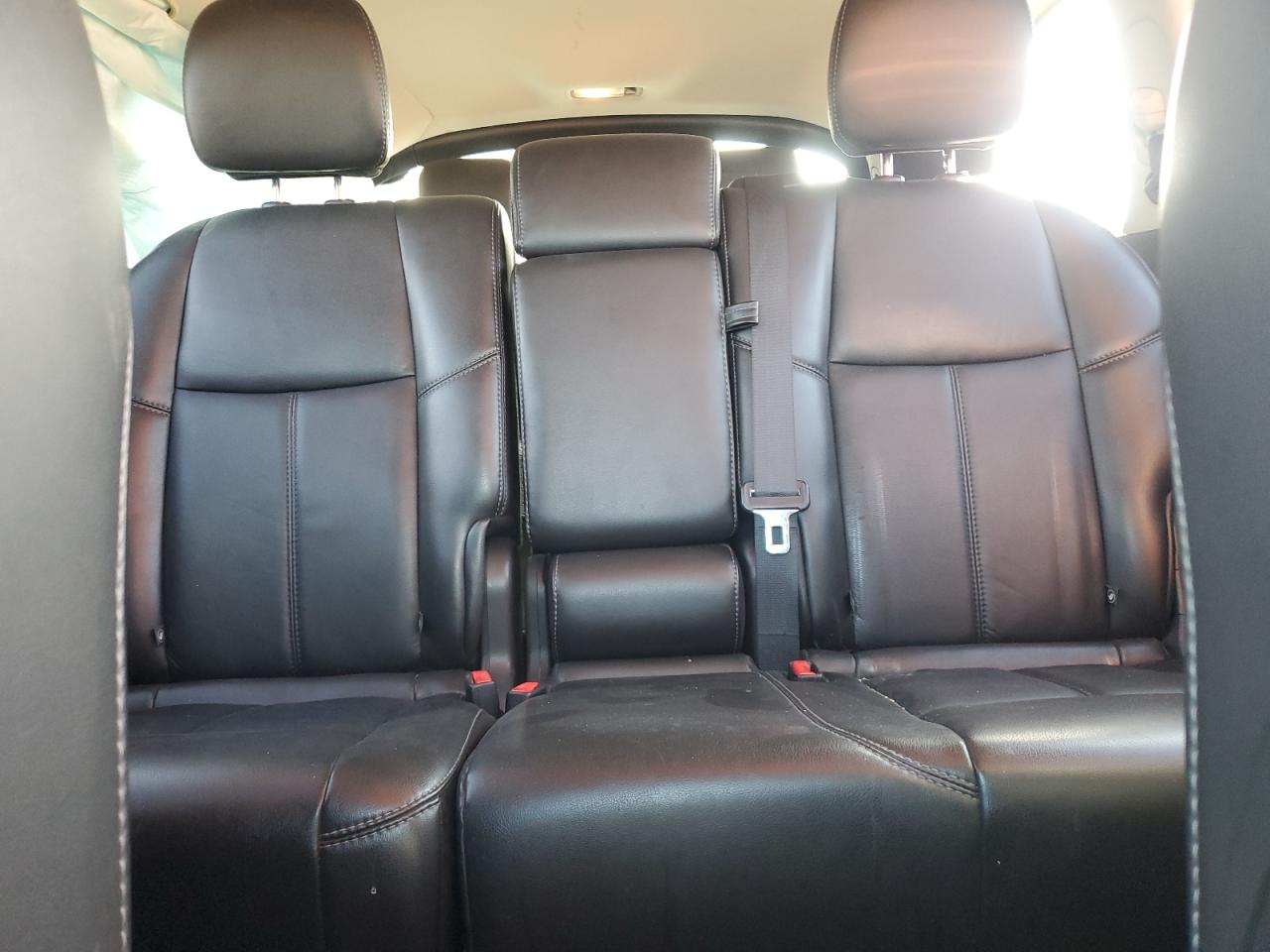 2014 Nissan Pathfinder - Image 10