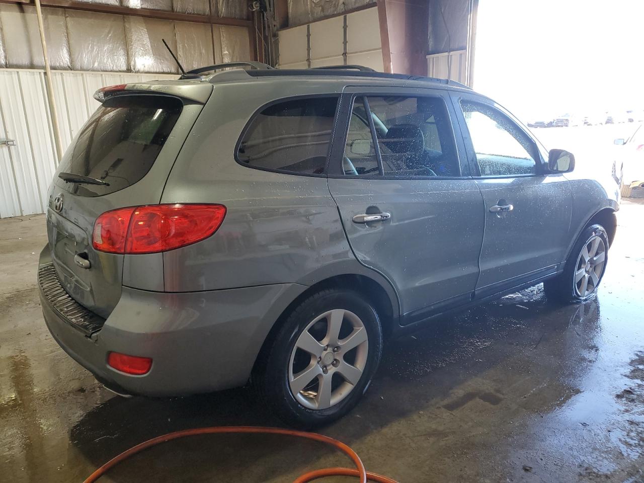 2009 Hyundai Santa Fe - Image 3