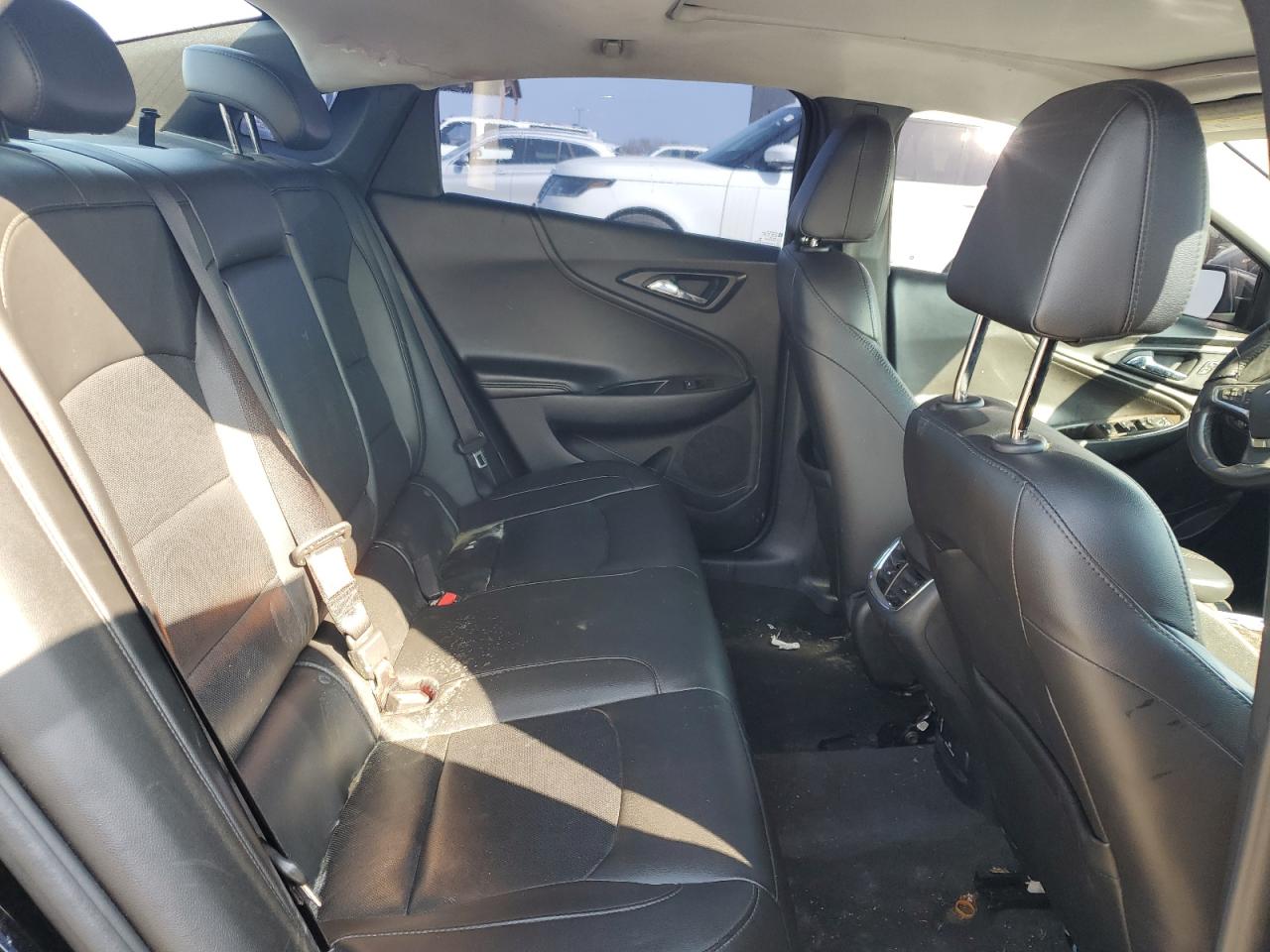 2016 Chevrolet Malibu - Image 10