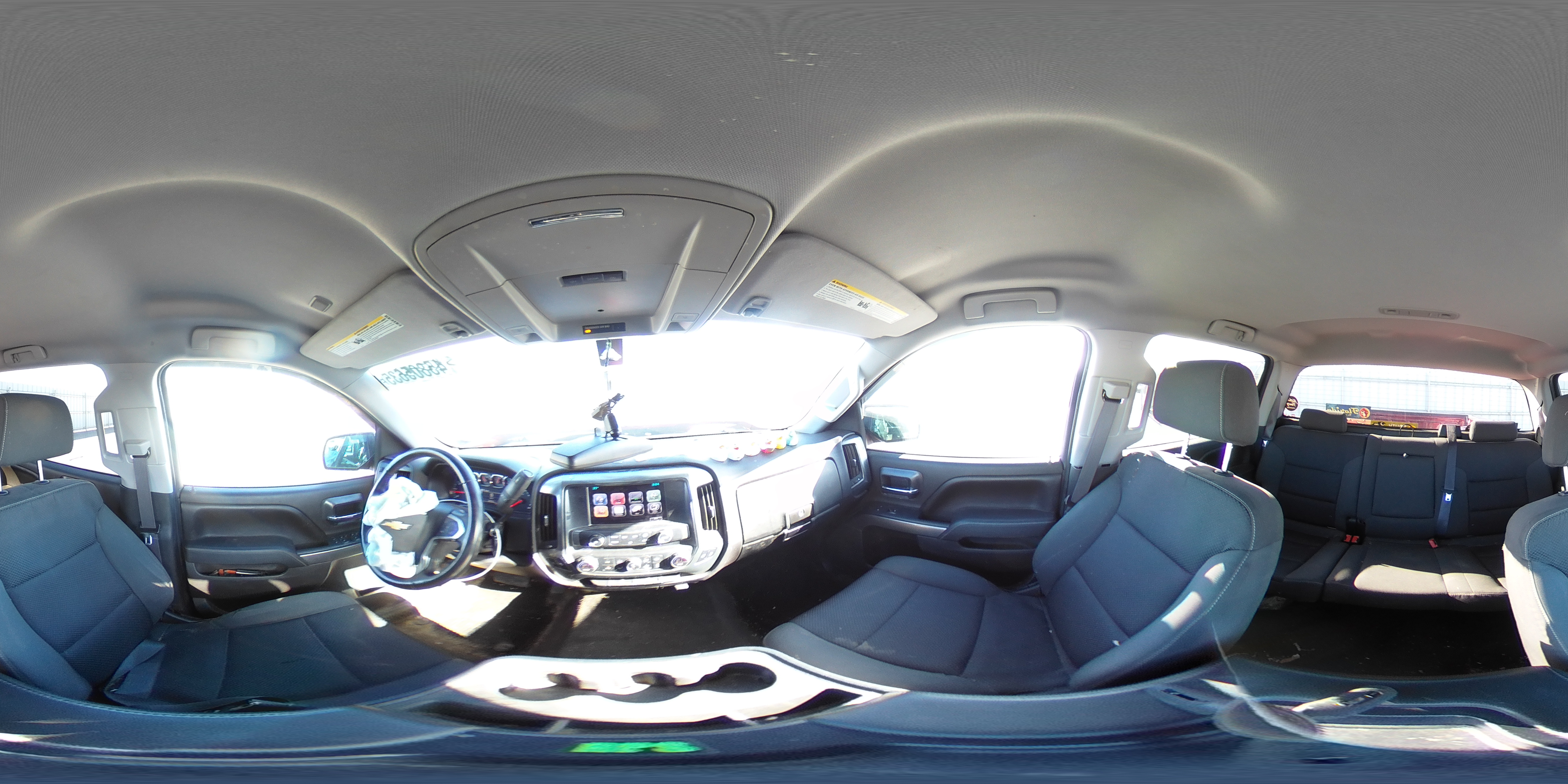 2016 Chevrolet Silverado - Image 12