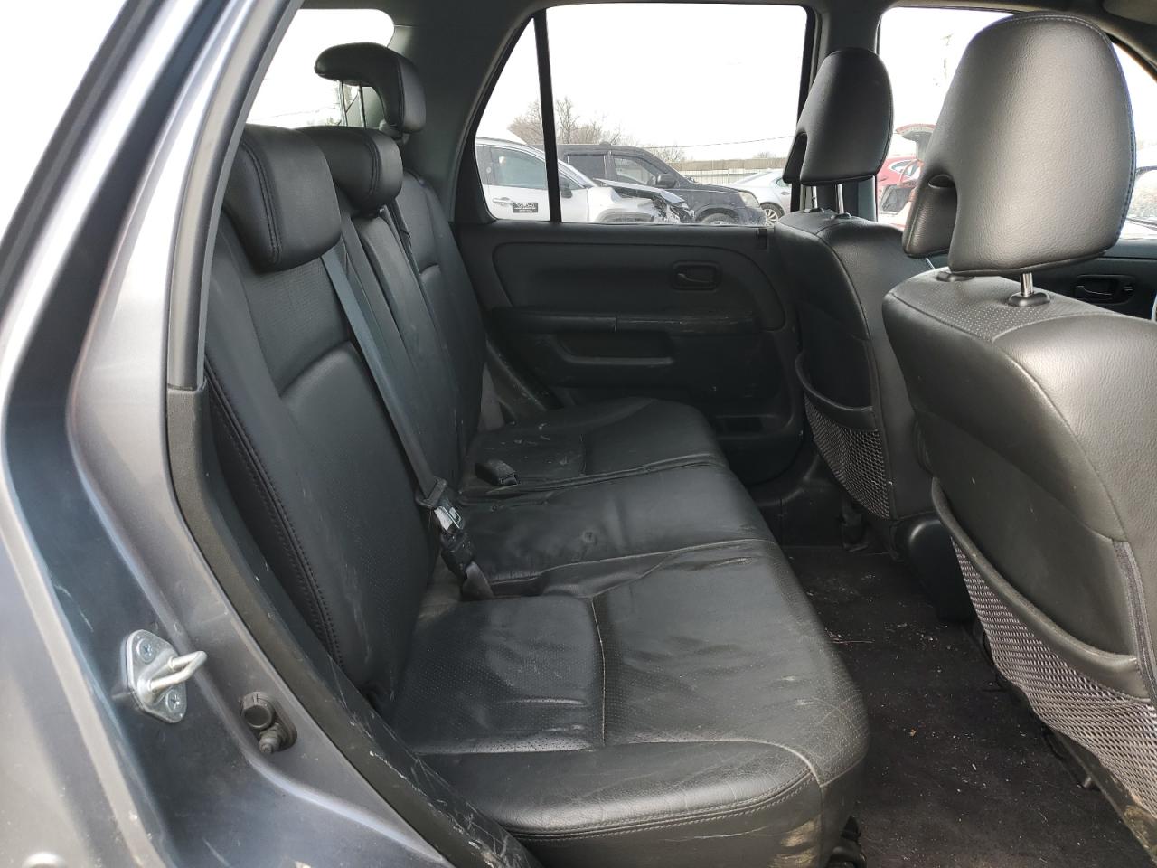 2005 Honda CR-V - Image 11