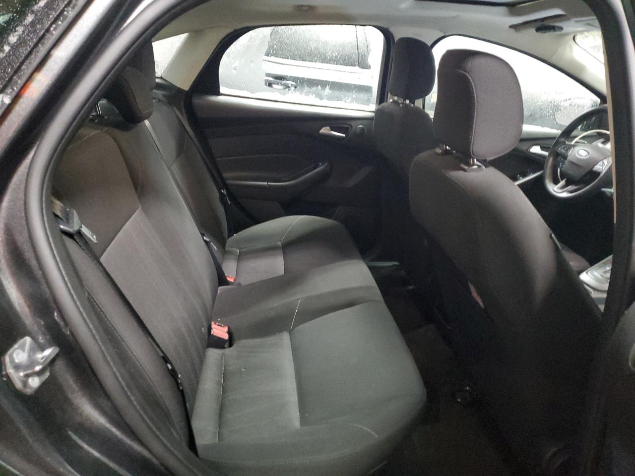 2018 Ford Focus - Image 11