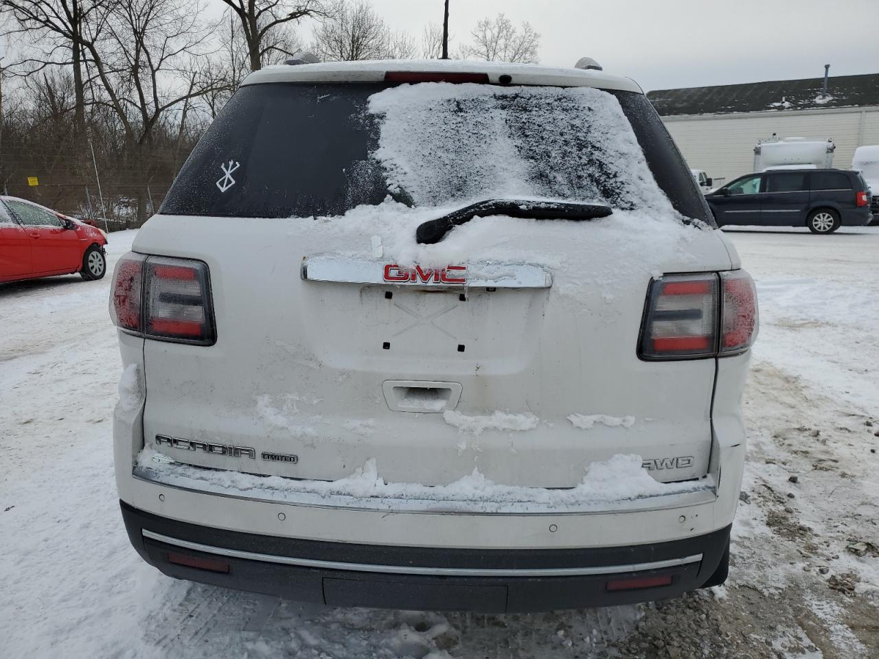 2017 GMC Acadia - Image 6