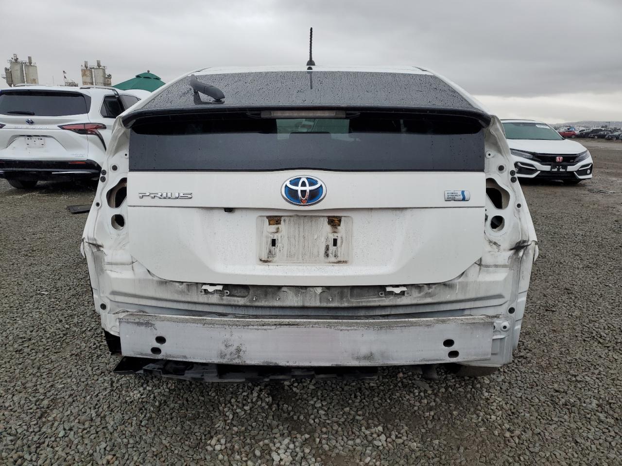 2015 Toyota Prius - Image 6