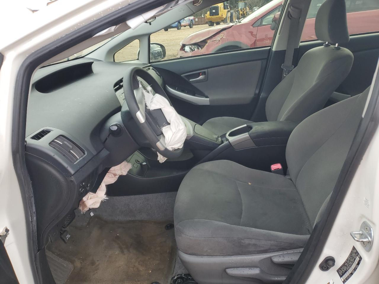 2012 Toyota Prius - Image 7