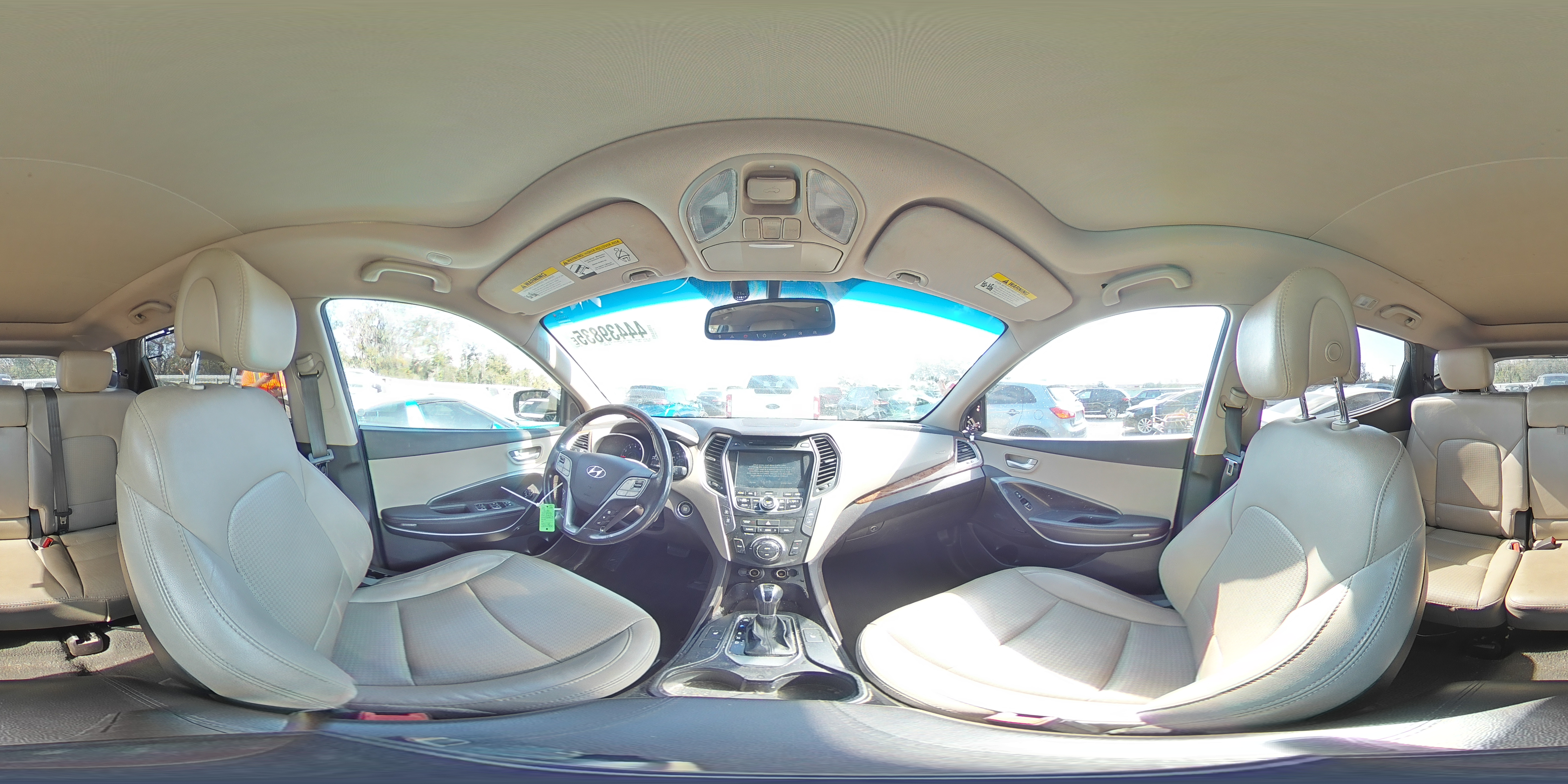2013 Hyundai Santa Fe - Image 16