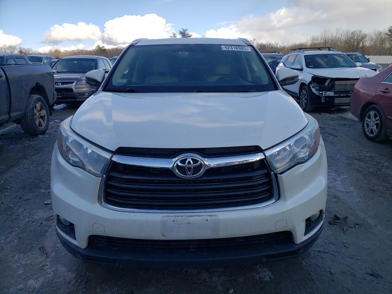 2016 Toyota Highlander - Image 5