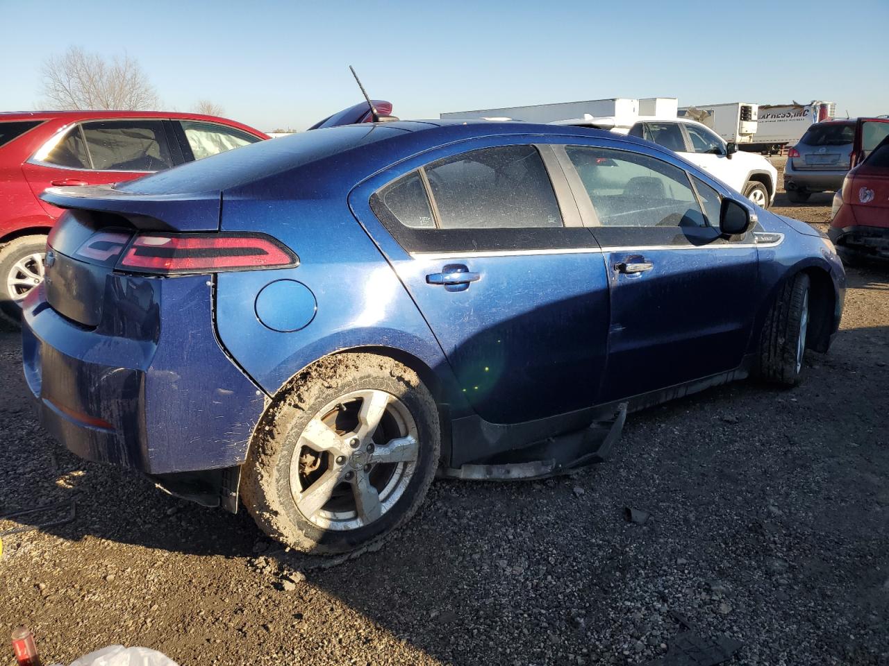 2013 Chevrolet Volt - Image 3