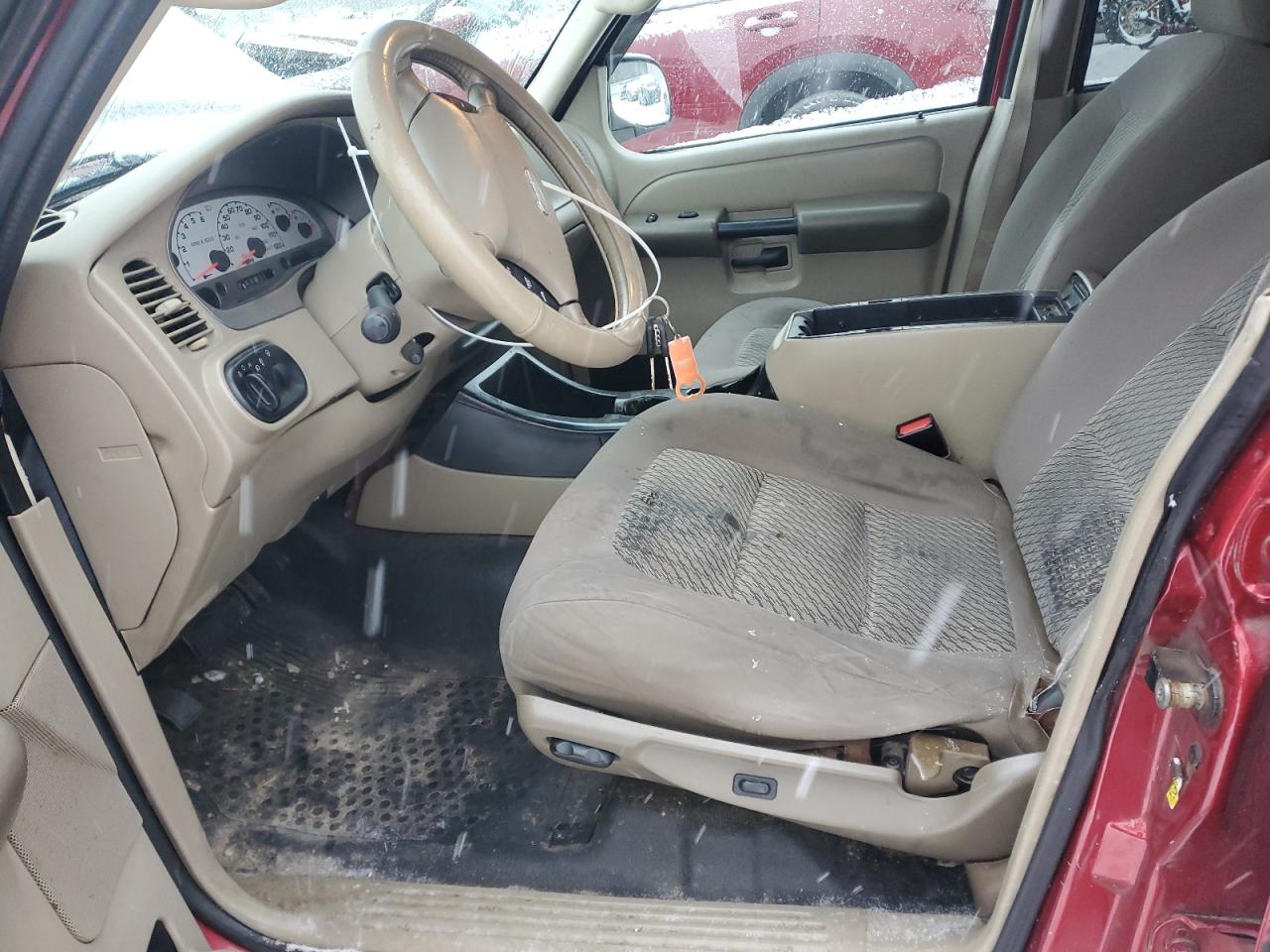 2004 Ford Explorer - Image 7