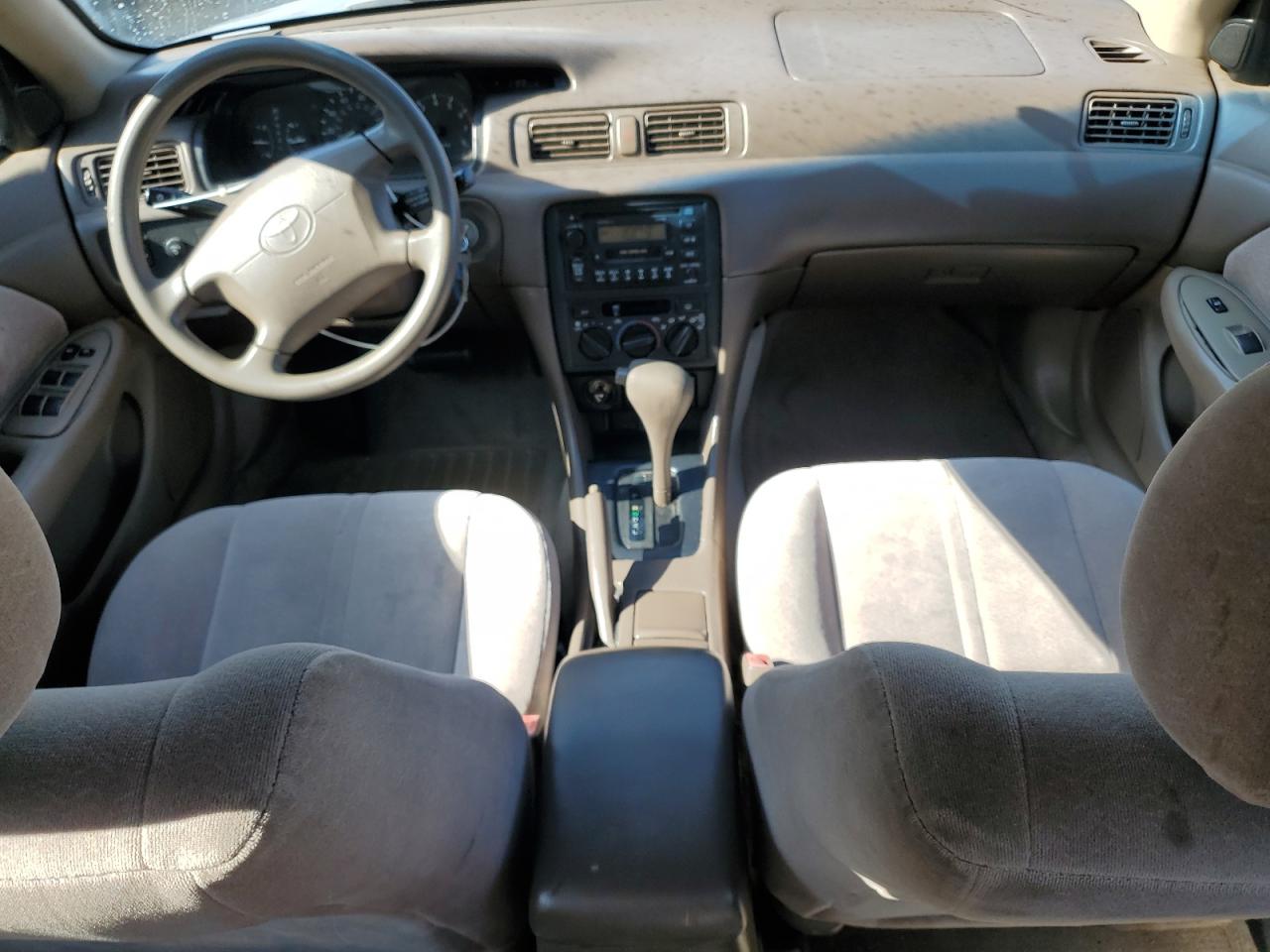 1999 Toyota Camry - Image 8