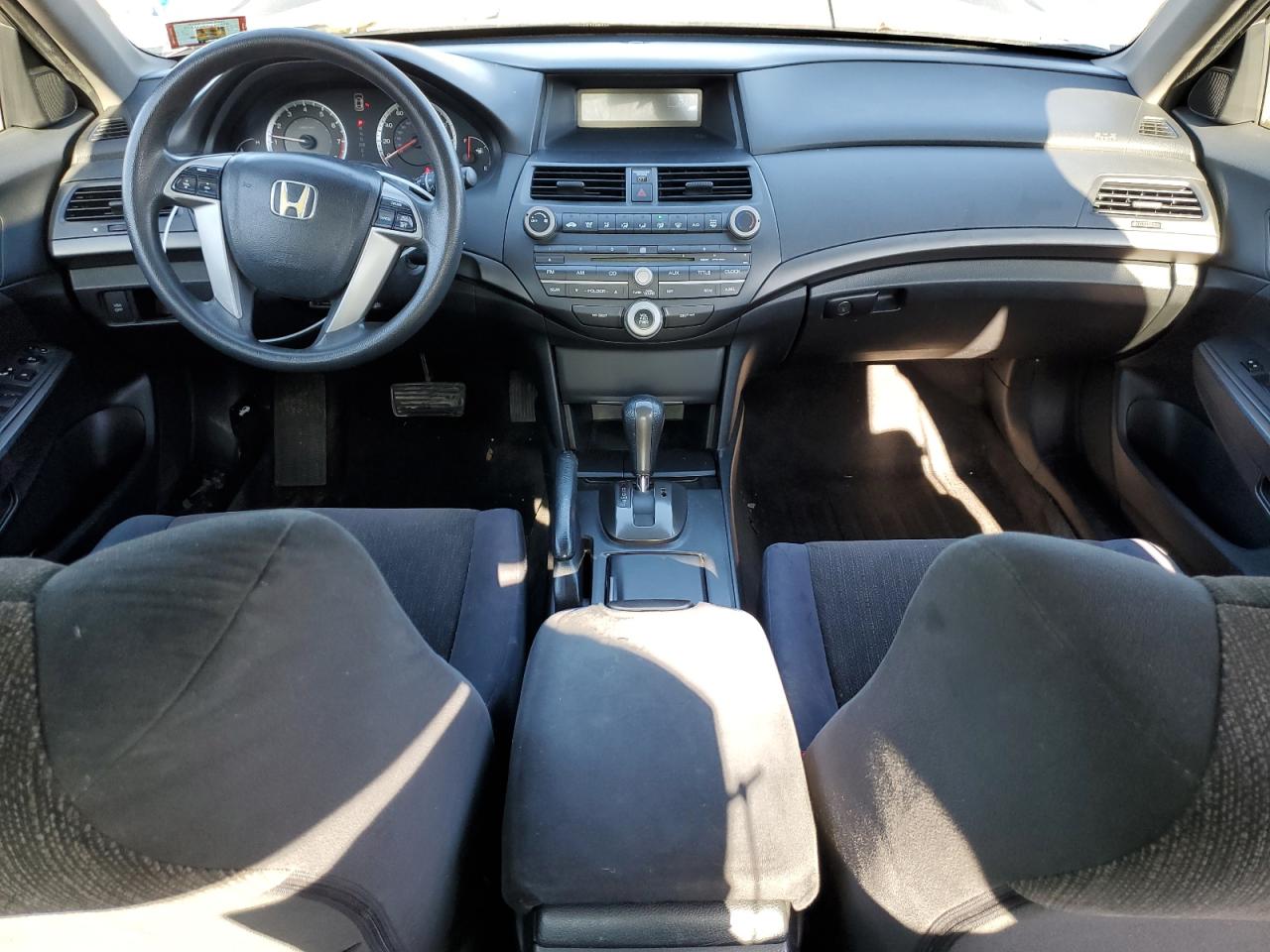 2009 Honda Accord - Image 8