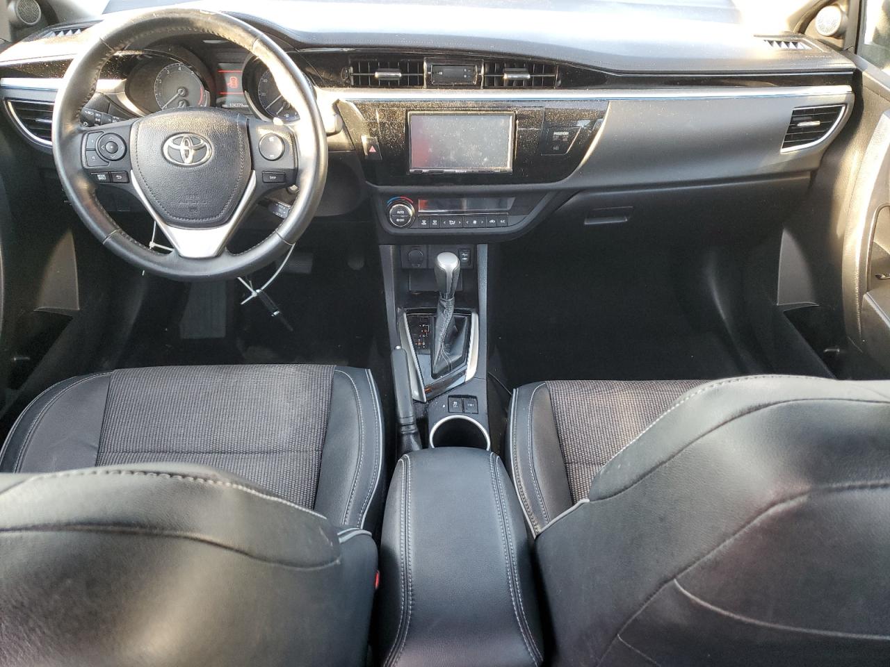 2015 Toyota Corolla - Image 8