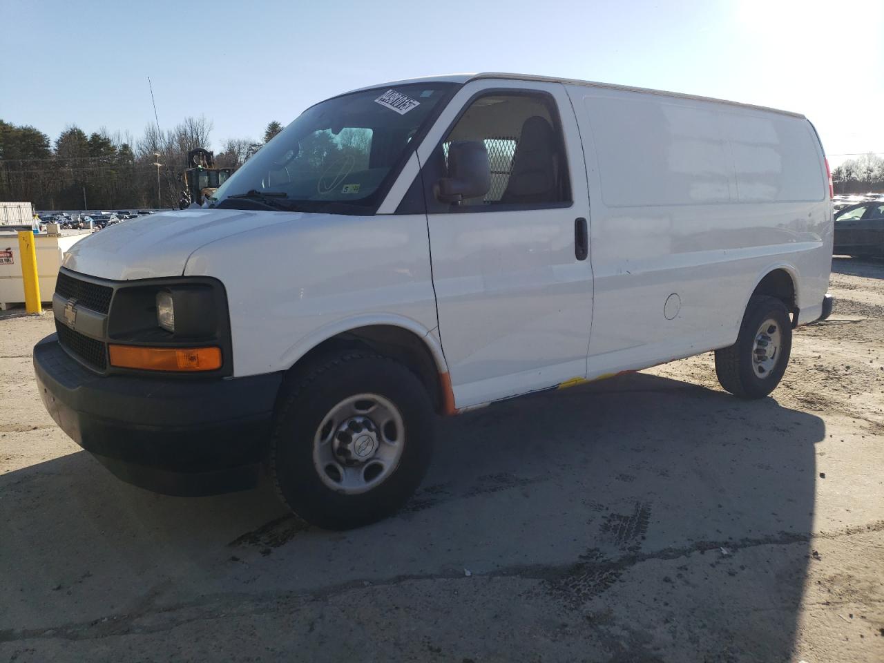 2017 Chevrolet Express - Image 1