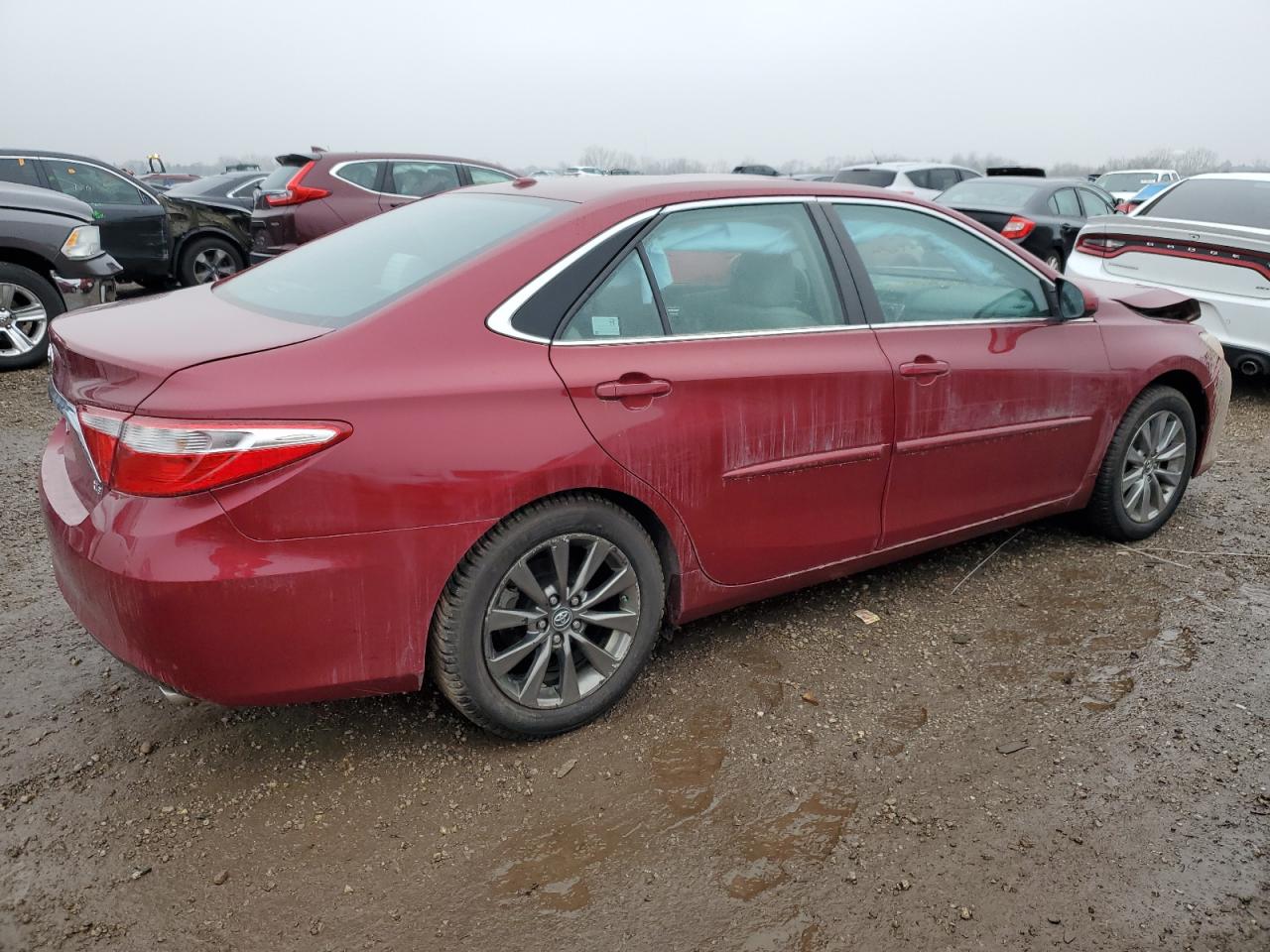2016 Toyota Camry - Image 3