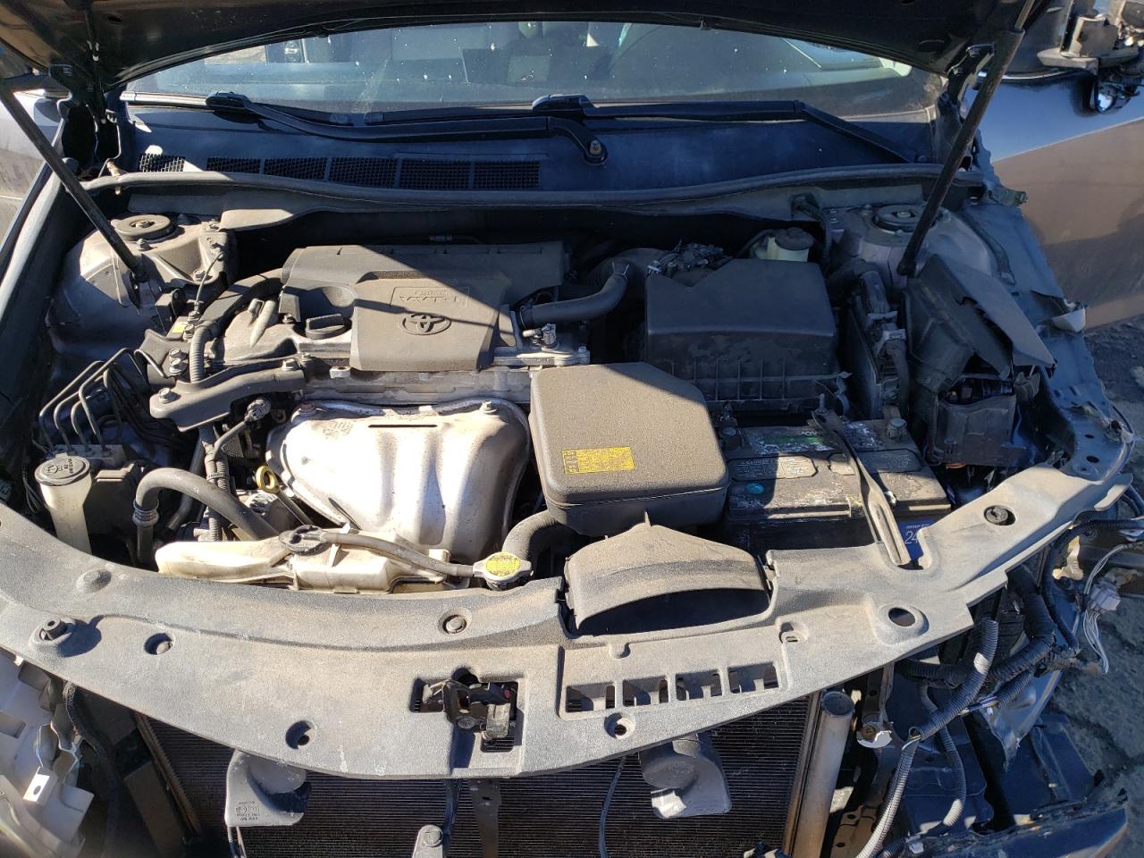 2014 Toyota Camry - Image 13