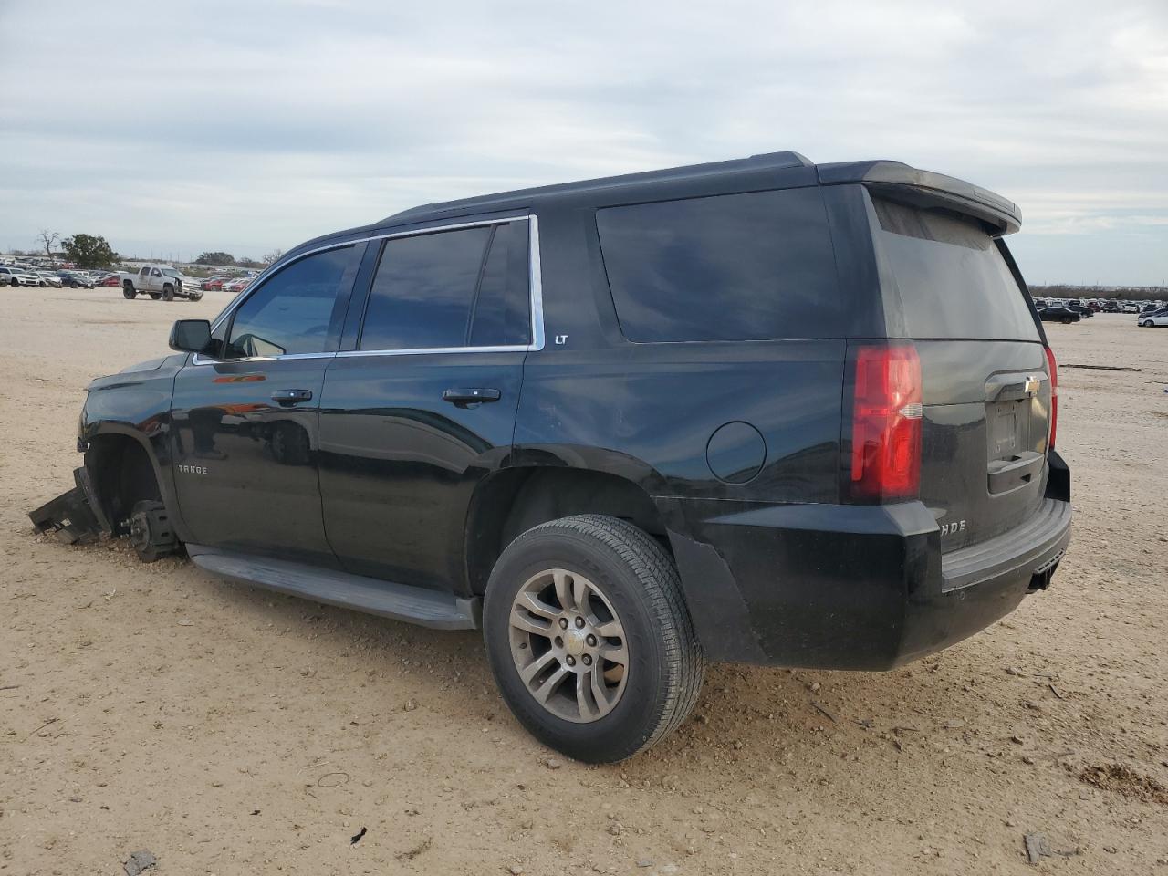 2015 Chevrolet Tahoe - Image 2