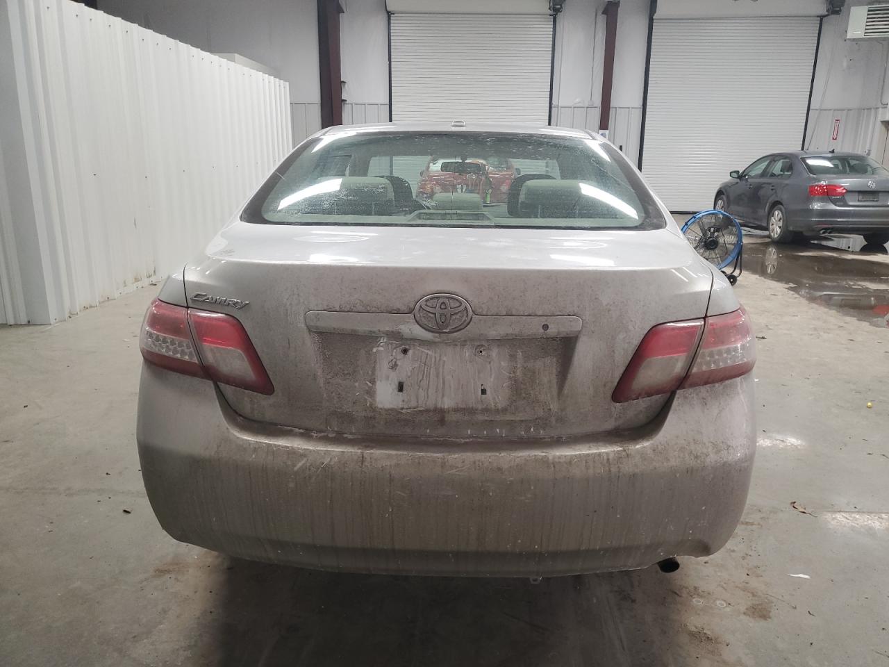 2010 Toyota Camry - Image 6