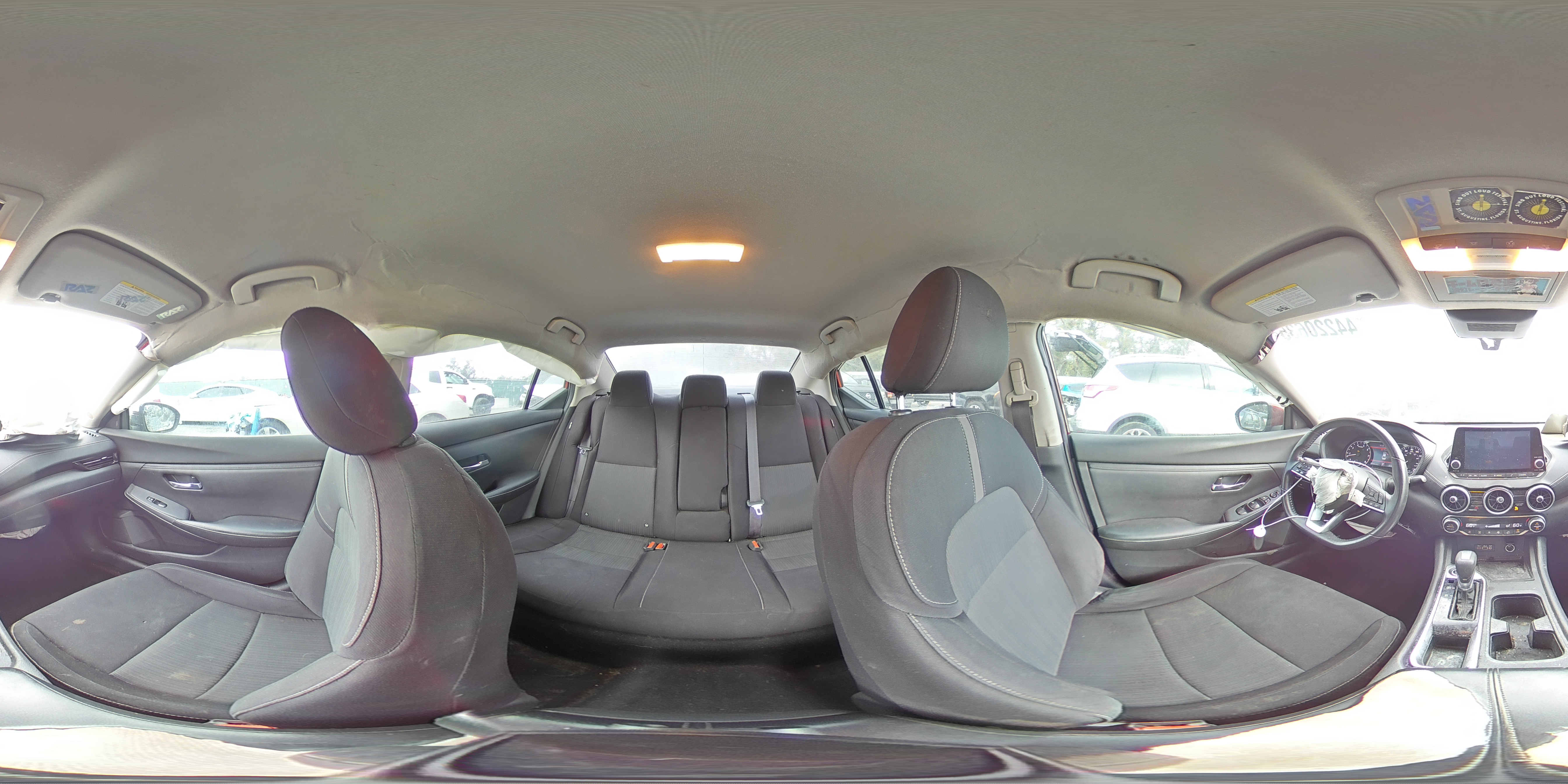2020 Nissan Sentra - Image 13