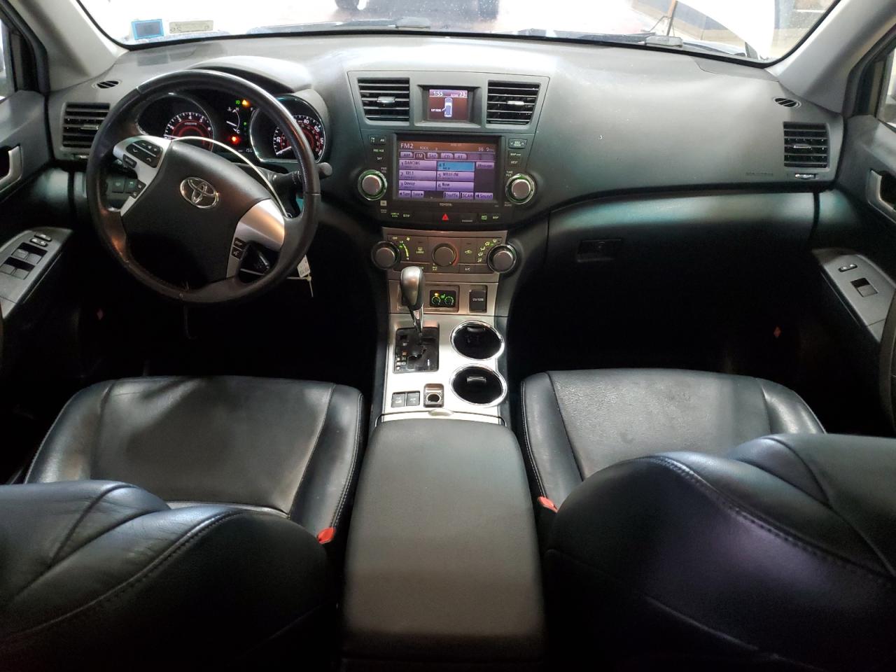 2012 Toyota Highlander - Image 8